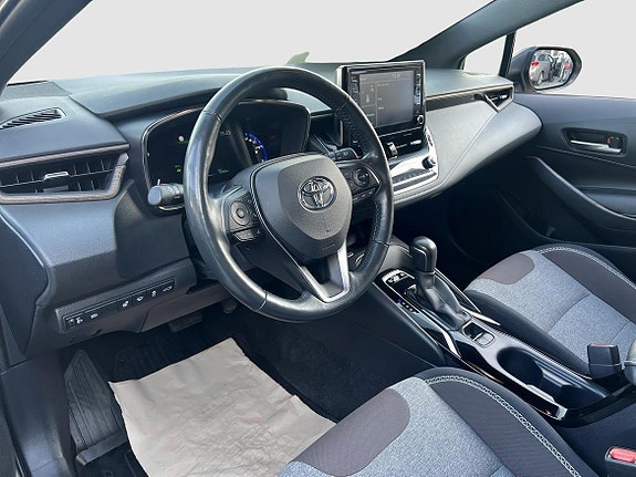 Toyota Corolla 10 of 14