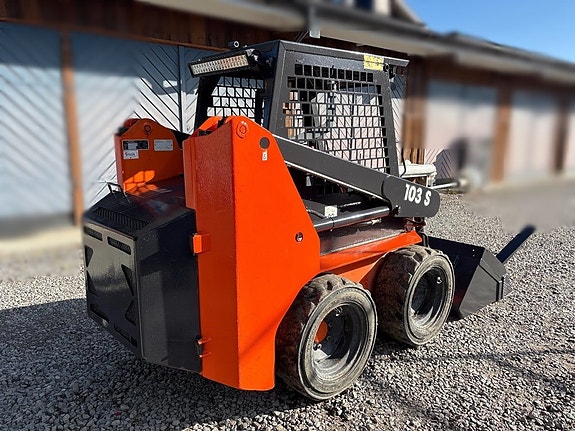 Kompaktlastare Thomas T103S 5 of 6