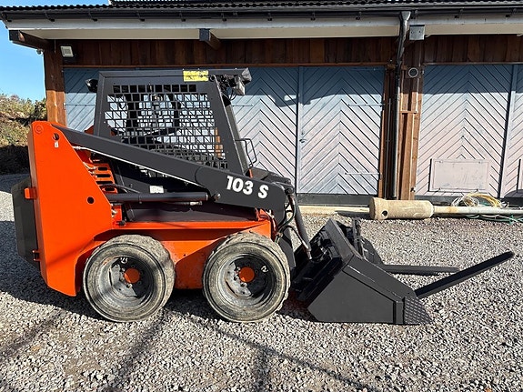 Kompaktlastare Thomas T103S 4 of 6
