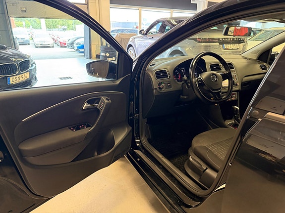 Volkswagen Polo 8 of 22