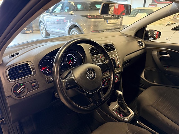 Volkswagen Polo 11 of 22