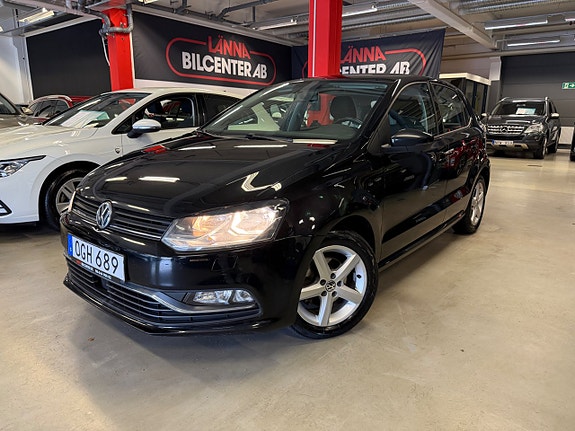 Volkswagen Polo 2 of 22