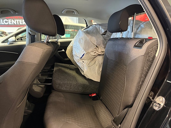 Volkswagen Polo 21 of 22