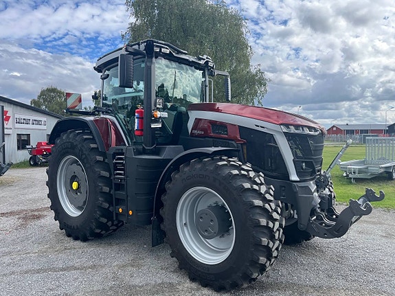 Massey Ferguson 9S.425 EXC "Mycket Utrustning"