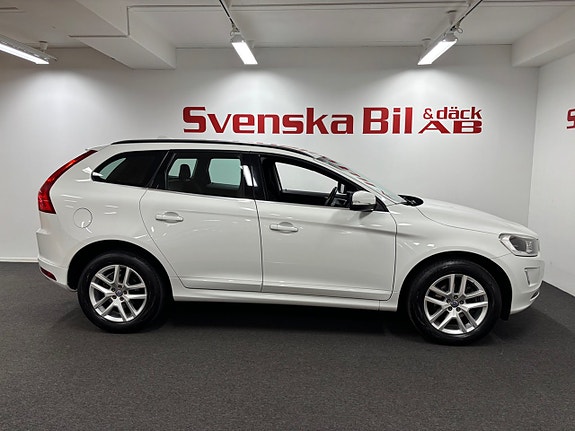 Volvo XC60 5 of 16