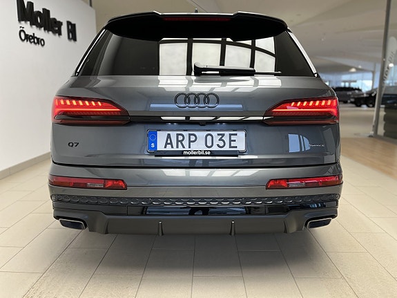 Audi Q7 5 of 13