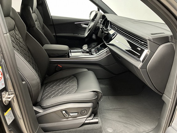 Audi Q7 8 of 13