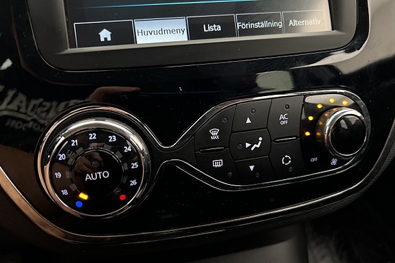 Renault Captur 21 of 25