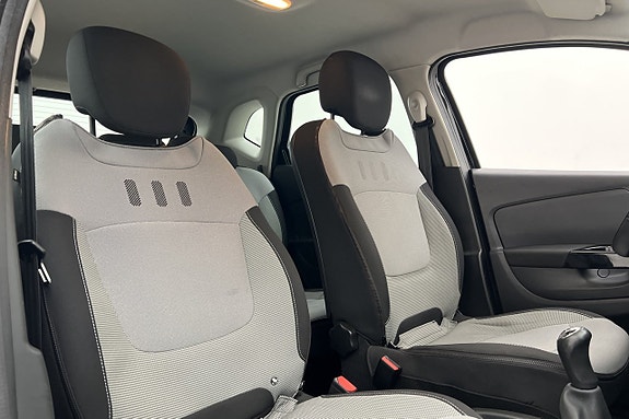 Renault Captur 11 of 25