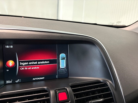 Volvo XC60 16 of 22