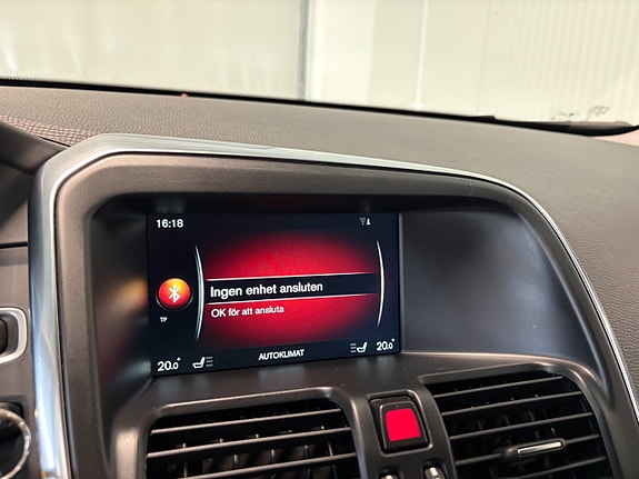 Volvo XC60 15 of 22