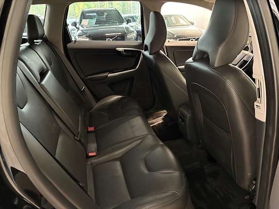 Volvo XC60 20 of 22