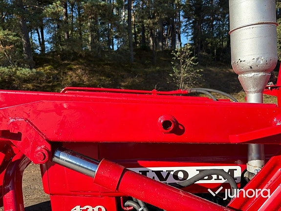 Traktor Volvo BM 430 med frontlastare 26 of 30