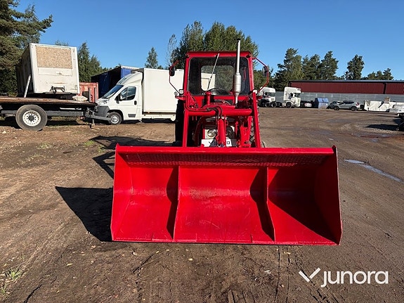 Traktor Volvo BM 430 med frontlastare 8 of 30