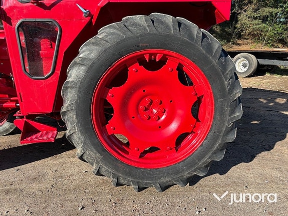 Traktor Volvo BM 430 med frontlastare 11 of 30