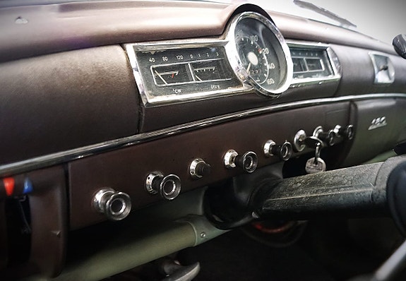 Mercedes-Benz W120 8 of 13