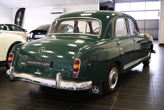 Mercedes-Benz W120 5 of 13