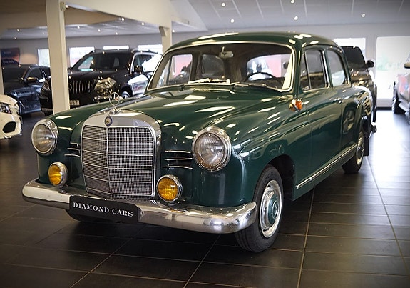 Mercedes-Benz W120 4 of 13