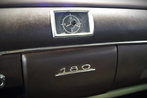 Mercedes-Benz W120 9 of 13