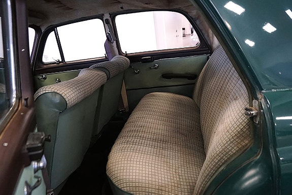 Mercedes-Benz W120 13 of 13