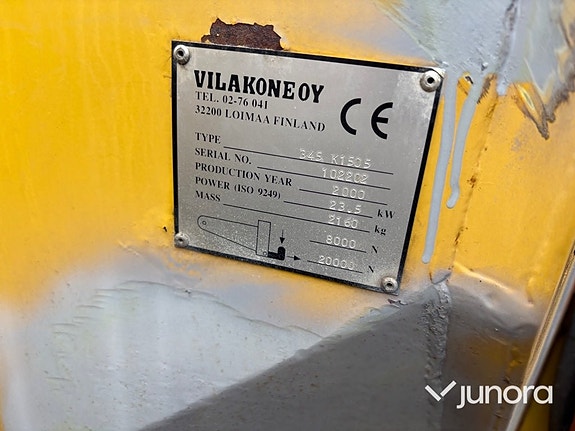 Redskapsbärare Wille 345 med vikplog och sandspridare 17 of 30