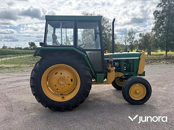 Traktor John Deere 2130 med Trima frontlastare 12 of 30