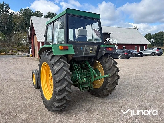 Traktor John Deere 2130 med Trima frontlastare 6 of 30