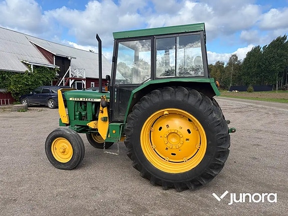 Traktor John Deere 2130 med Trima frontlastare 4 of 30