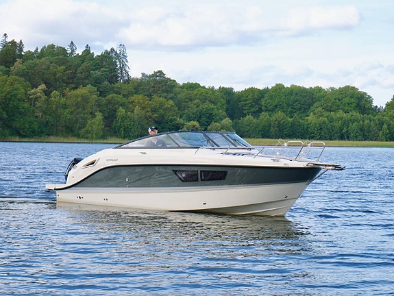 Uttern D77 |  Mercury Verado V8 250 HK - 2020 2 of 12