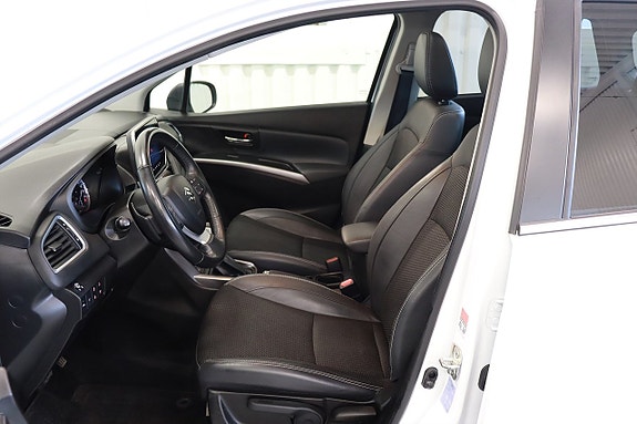Suzuki S-Cross 4 of 18