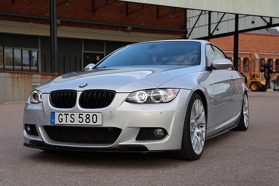 BMW 335i 3 of 10