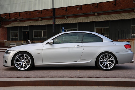 BMW 335i 4 of 10