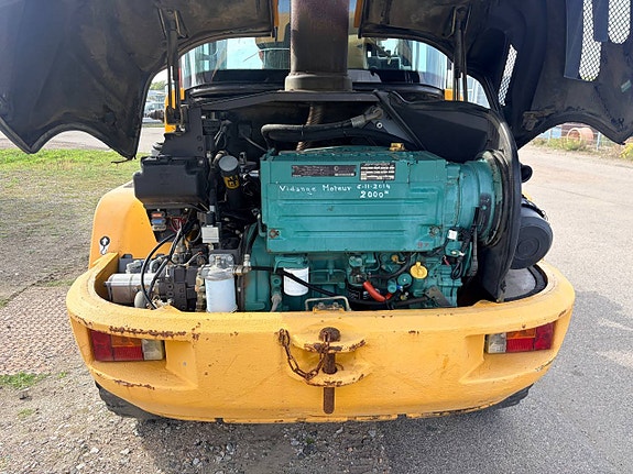 Volvo L 30 B PRO 8 of 12