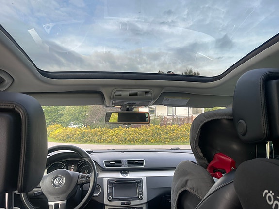 Volkswagen Passat Alltrack 8 of 8