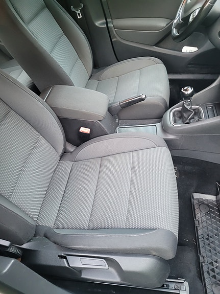 Volkswagen Golf VI 4 of 7