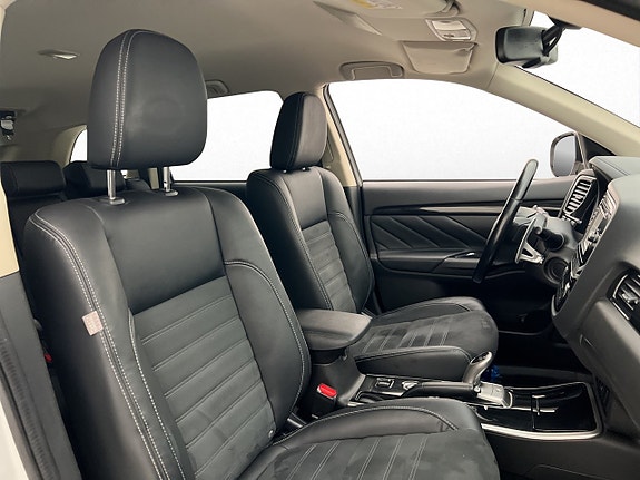 Mitsubishi Outlander 25 of 30