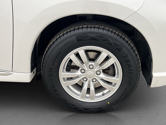 Mitsubishi Outlander 30 of 30