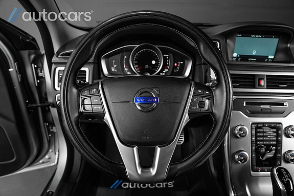 Volvo XC70 17 of 30