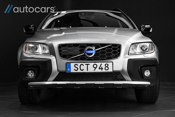 Volvo XC70 11 of 30