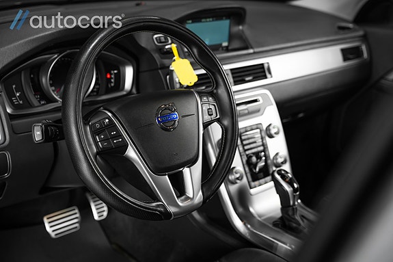 Volvo XC70 16 of 30