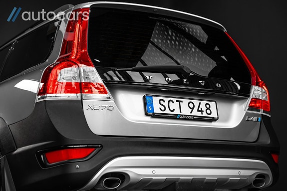 Volvo XC70 12 of 30