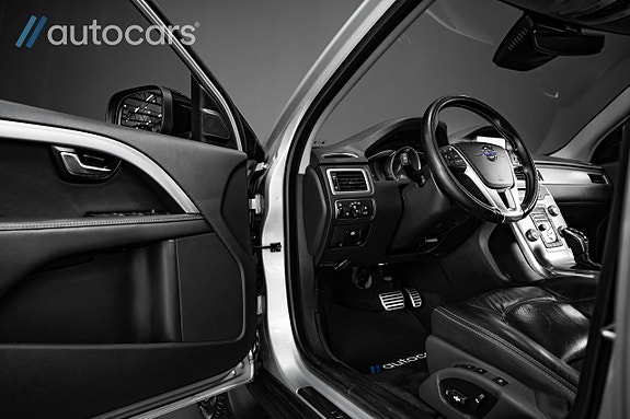 Volvo XC70 15 of 30