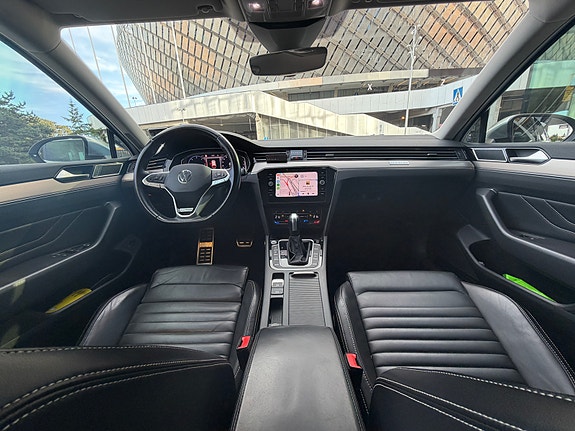 Volkswagen Passat Alltrack 14 of 18