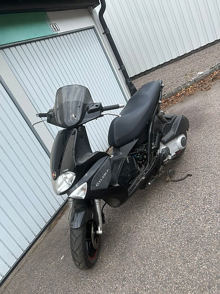 Gilera runner 200cc 3 of 5
