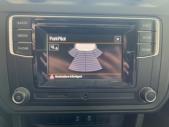 Volkswagen Caddy Maxi 11 of 18