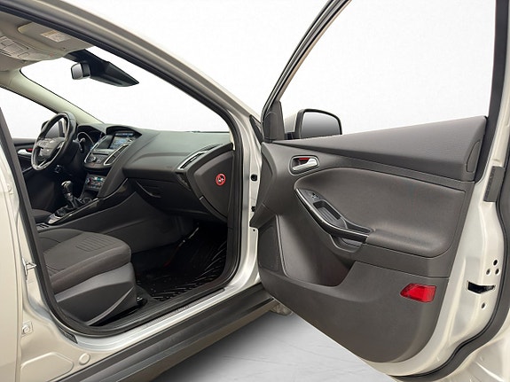 Ford Focus 23 of 30