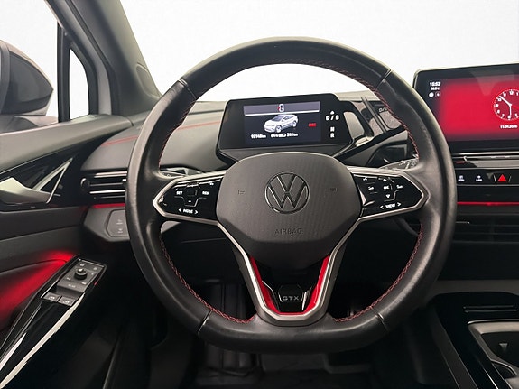 Volkswagen ID.4 GTX 15 of 30