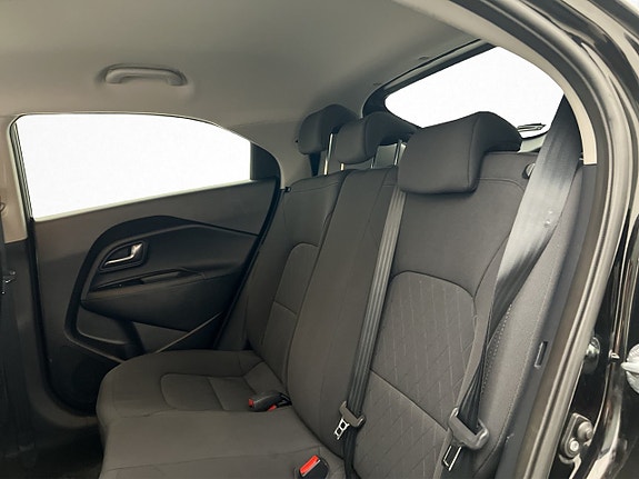 Kia Rio 21 of 27