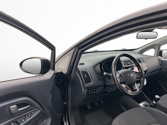Kia Rio 26 of 27