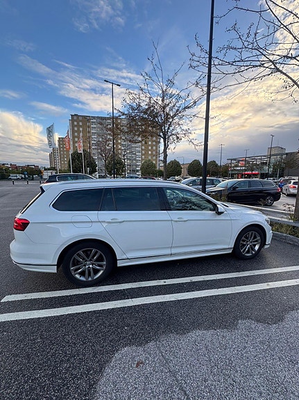 Volkswagen Passat 3 of 6